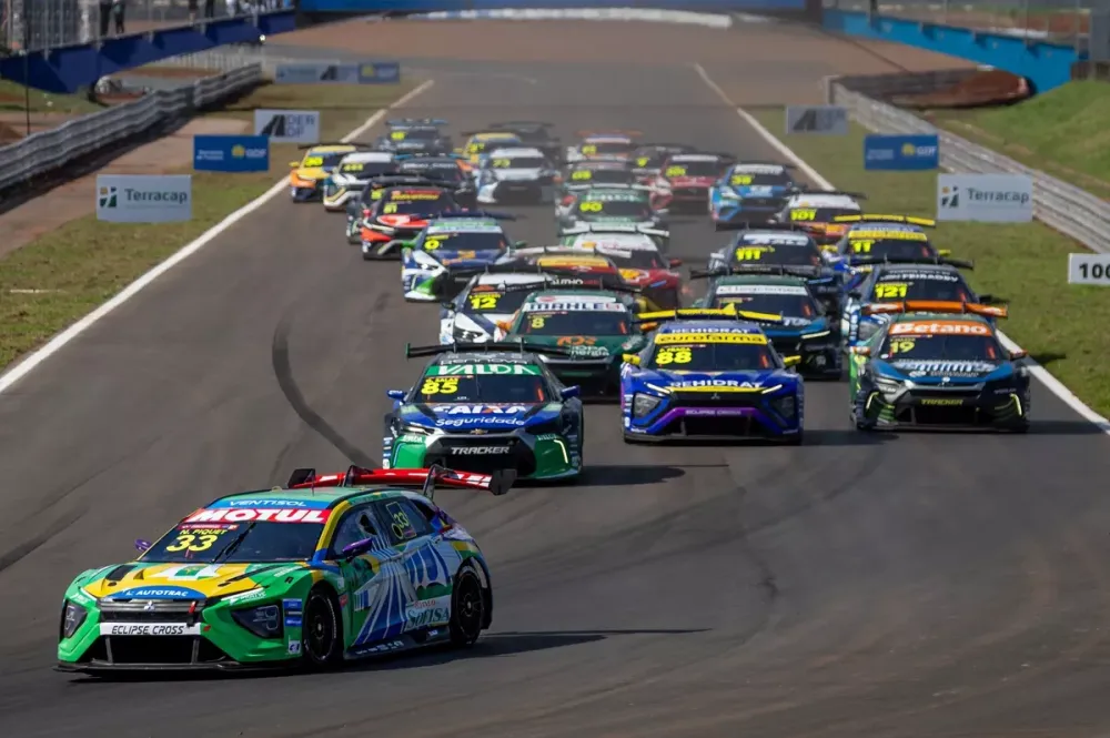 Stock Car Pro Series realiza pela primeira vez na história uma corrida em formato endurance(Magnus Torquato/ Grupo Veloci)